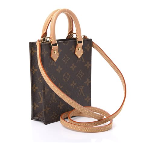 louis vuitton petit sac prix|Louis Vuitton sac plat tote.